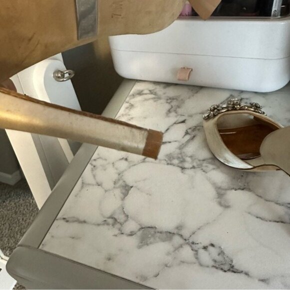 Badgley Mischka- Giana Pump Embellished Heels Size 7 Champaign Color - Picture 9 of 12